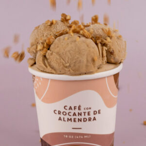 Café con crocante de almendra