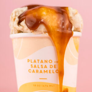 Plátano con salsa de caramelo salado